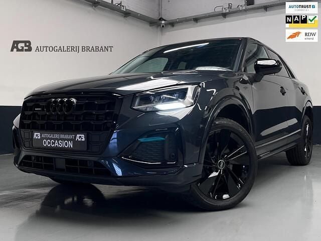 Grijs Gebruikt 2021 Audi Q2 S-Line SUV | € 30.999 (Eerlijke prijs) - Afbeelding 1/4