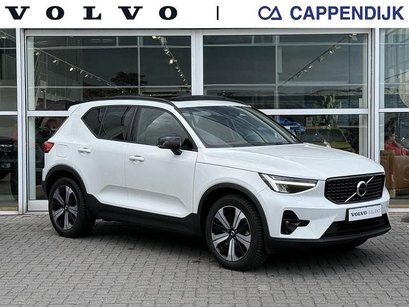 Wit Occasion 2023 Volvo XC40 Ultimate SUV | € 41.354 - Afbeelding 1/4