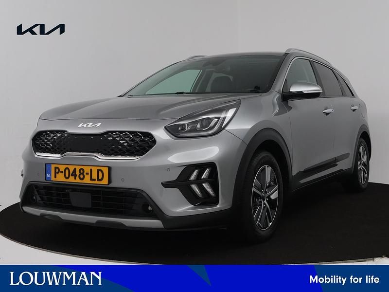 Grijs Gebruikt 2022 Kia Niro SUV | € 25.950 (Eerlijke prijs) - Afbeelding 1/4