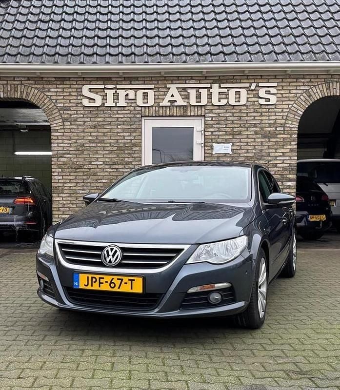 Grijs Gebruikt 2011 VW Passat Sedan | € 7.999 (Super prijs) - Afbeelding 1/4