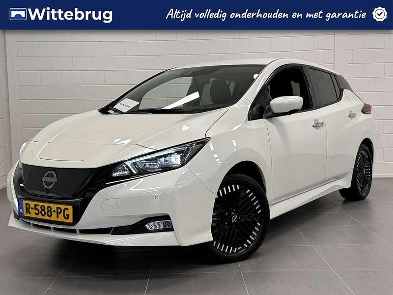 Wit Gebruikt 2022 Nissan Leaf Tekna Hatchback | € 21.425 (Eerlijke prijs) - Afbeelding 1/3