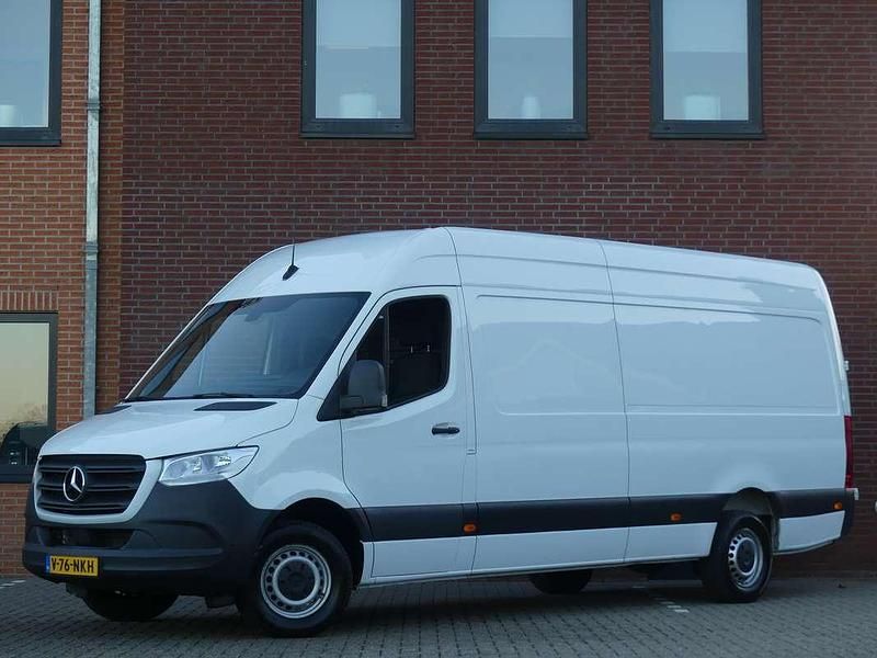 Wit Gebruikt 2023 Mercedes Sprinter Van | € 30.950 (Super prijs) - Afbeelding 1/4