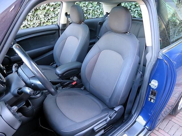 Occasion Mini Cooper Business 136 PK (100 kW) 2016 Blauw (metallic) Hatchback