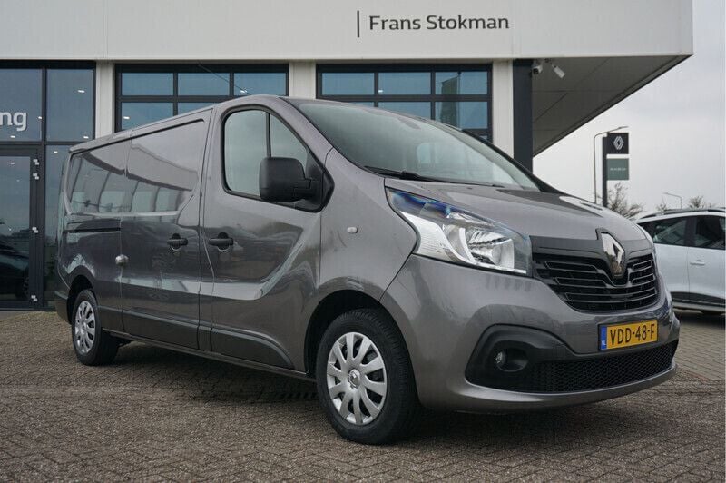Grijs Gebruikt 2019 Renault Trafic Luxe Van | € 16.900 (Eerlijke prijs) - Afbeelding 1/4