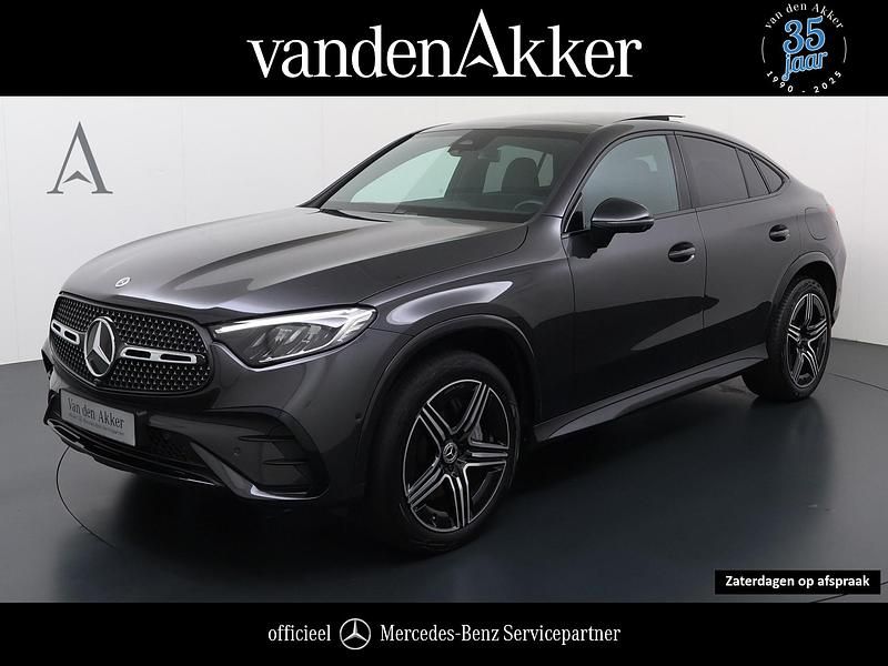 Grijs Gebruikt 2023 Mercedes GLC300e AMG Coupé | € 69.950 (Iets duurder) - Afbeelding 1/4