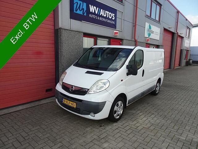 Wit Gebruikt 2011 Opel Vivaro Selection Van | € 5.490 (Eerlijke prijs) - Afbeelding 1/4