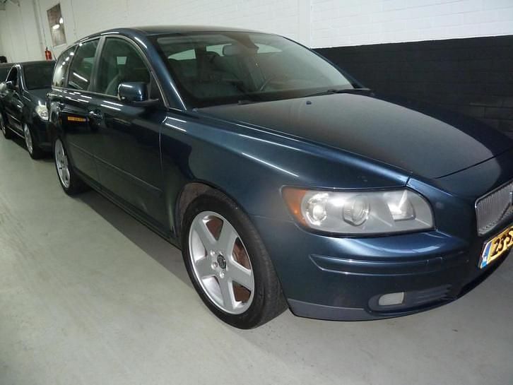 Occasion 2006 Volvo V50 Stationwagen | € 1.299 (Goede deal) - Afbeelding 1/4