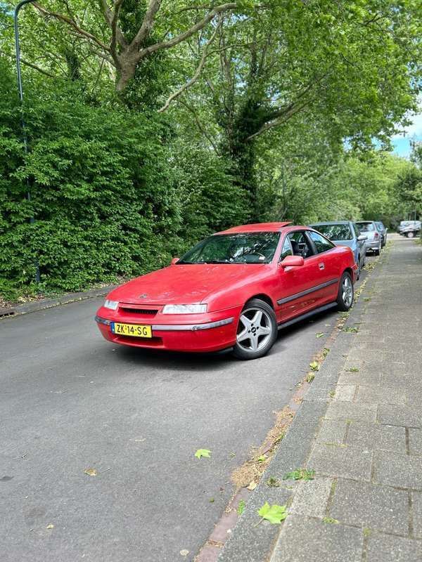 Rood Gebruikt 1991 Opel Calibra Coupé | € 4.000 - Afbeelding 1/4