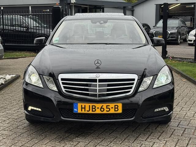 Occasion Mercedes E500 Avantgarde 388 PK (285 kW) 2009 Zwart Sedan