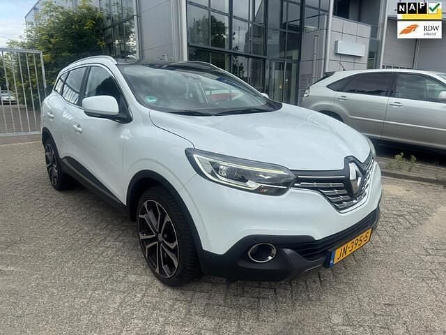 Wit Gebruikt 2016 Renault Kadjar Intens SUV | € 8.995 (Eerlijke prijs) - Afbeelding 1/4