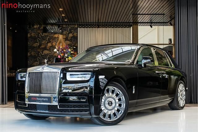 Zwart Gebruikt 2022 Rolls Royce Phantom Sedan | € 525.000 - Afbeelding 1/4