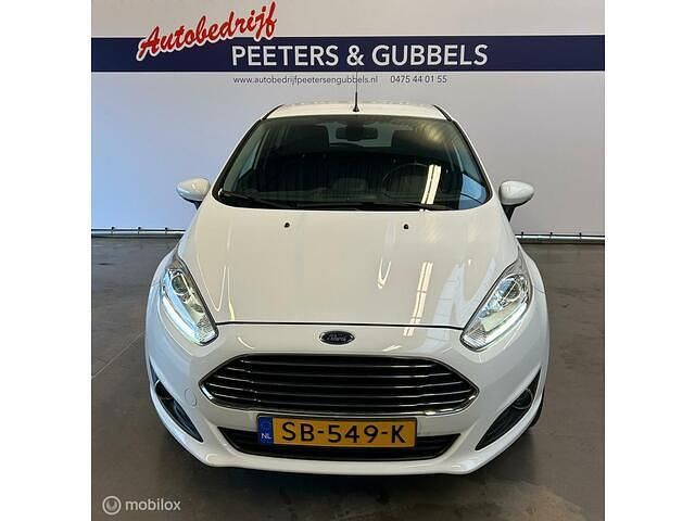 Occasion Ford Fiesta Titanium 101 PK (74 kW) 2017 Wit Hatchback