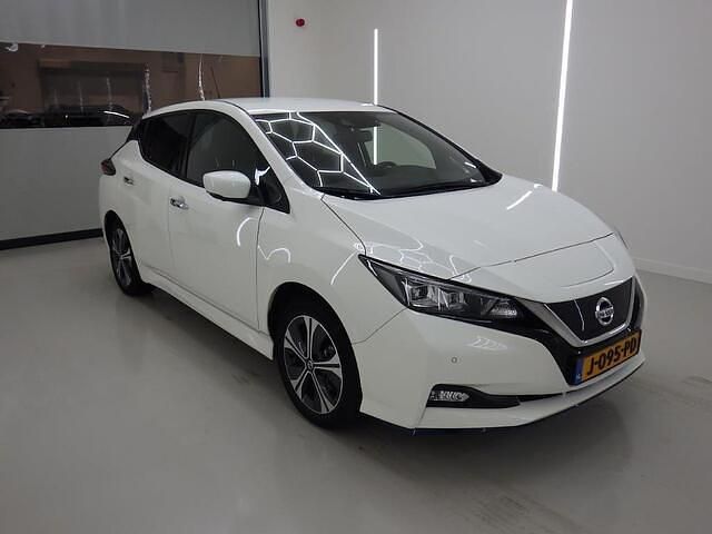 Occasion Nissan Leaf N-Connecta 160 kW (218 PK) 2020 Wit Hatchback