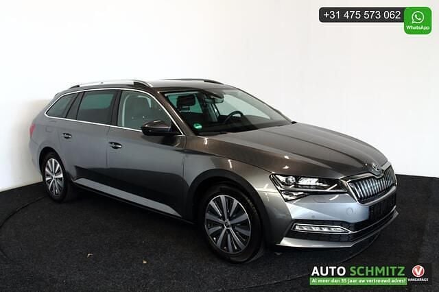 Grijs Gebruikt 2021 Skoda Superb Business Line Stationwagen | € 24.950 (Goede deal) - Afbeelding 1/4