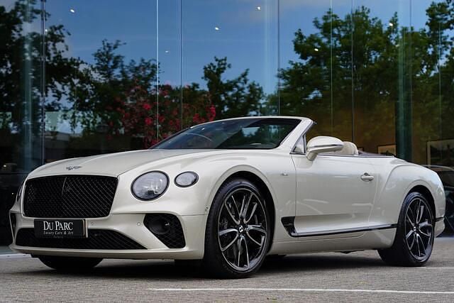Beige Gebruikt 2023 Bentley Continental GT Convertible Cabriolet | € 292.888 - Afbeelding 1/4