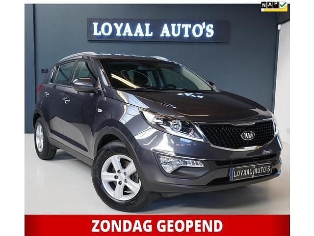 Grijs Gebruikt 2016 Kia Sportage Comfort SUV | € 15.499 (Eerlijke prijs) - Afbeelding 1/4