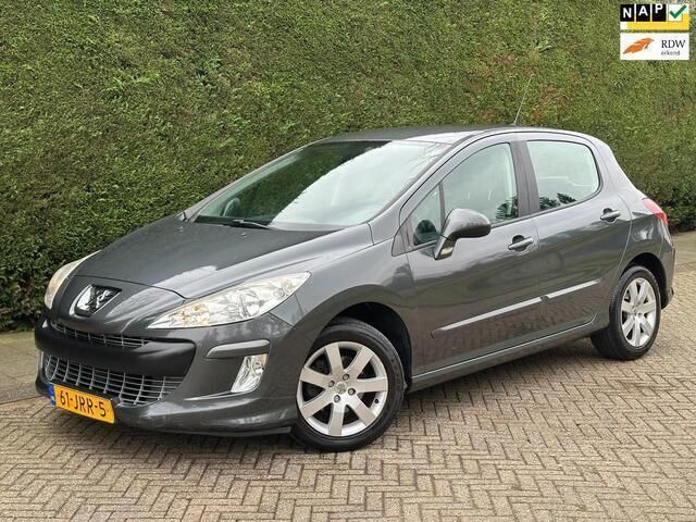 Grijs Gebruikt 2009 Peugeot 308 Hatchback | € 3.000 (Eerlijke prijs) - Afbeelding 1/4