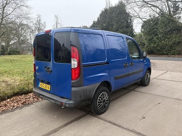Occasion Fiat Doblò Basis 78 PK (57 kW) 2008  (metallic) MPV