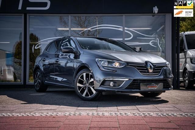 Grijs Gebruikt 2019 Renault Mégane IV Bose Edition Hatchback | € 16.950 (Eerlijke prijs) - Afbeelding 1/4