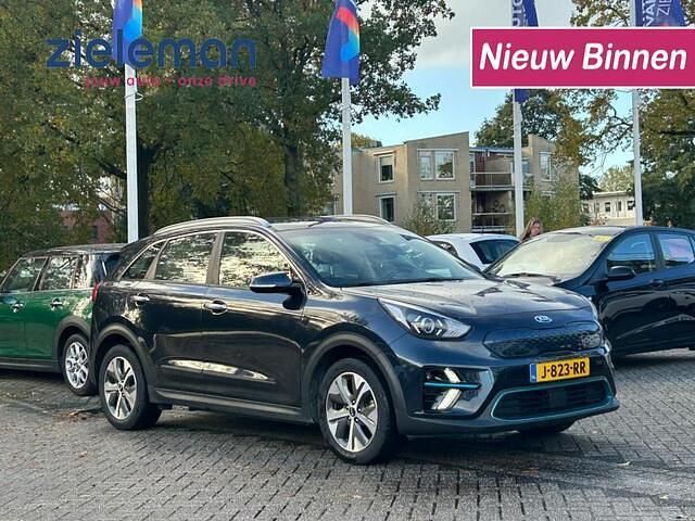 Blauw Gebruikt 2020 Kia e-Niro SUV | € 17.645 (Super prijs) - Afbeelding 1/1