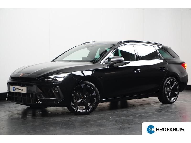 Zwart Gebruikt 2025 Cupra Leon | € 37.895 (Duur) - Afbeelding 1/4