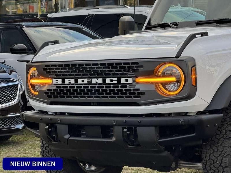 Wit Nieuw 2025 Ford Bronco SUV | € 127.900 - Afbeelding 1/4