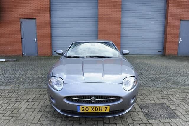 Occasion Jaguar XK 305 PK (224 kW) 2006 Grijs Coupé