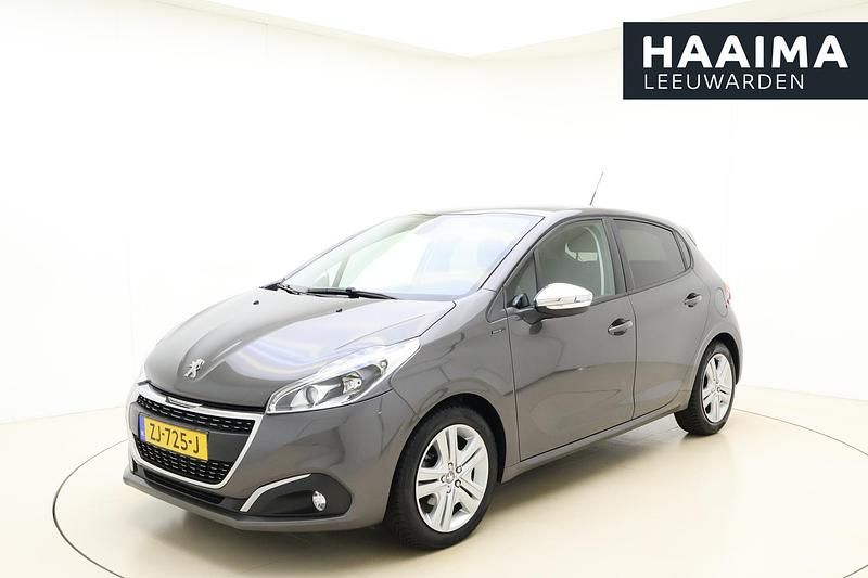 Grijs Occasion 2019 Peugeot 208 Signature Sky Hatchback | € 10.945 (Eerlijke prijs) - Afbeelding 1/4