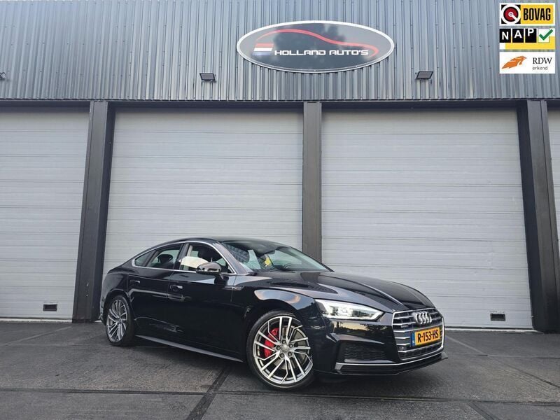 Zwart Gebruikt 2018 Audi A5 Design Coupé | € 31.750 (Eerlijke prijs) - Afbeelding 1/4