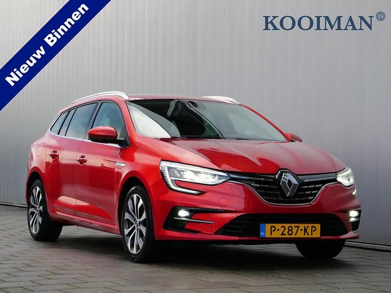 Rood Gebruikt 2021 Renault Mégane GrandTour Edition One Stationwagen | € 16.450 (Goede deal) - Afbeelding 1/4