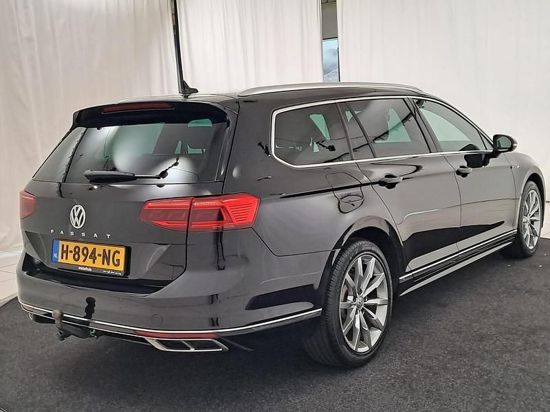 Occasion VW Passat Business 190 PK (139 kW) 2020 Zwart, metallic lak Stationwagen