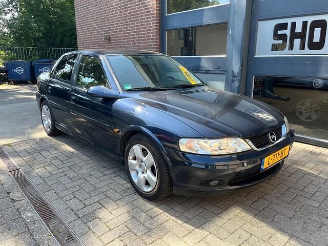 Afbeelding 2/4