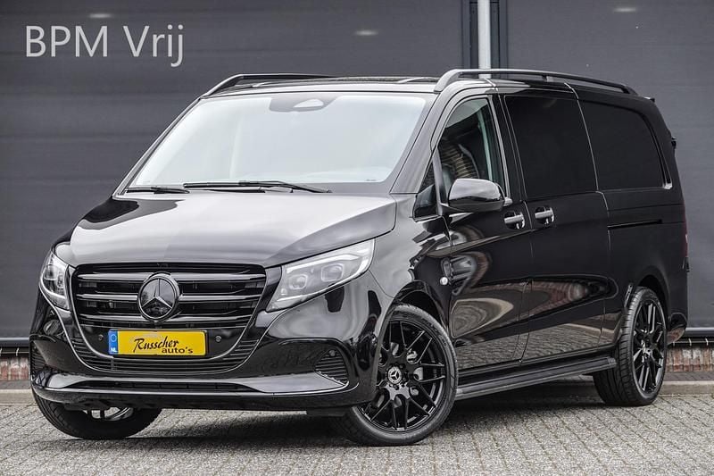 Zwart Gebruikt 2024 Mercedes Vito Van | € 69.950 - Afbeelding 1/4