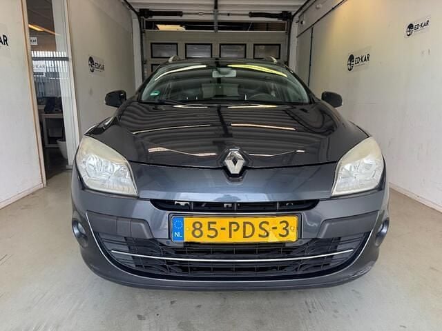 Occasion Renault Mégane GrandTour Bose Edition 131 PK (96 kW) 2011 Grijs Stationwagen