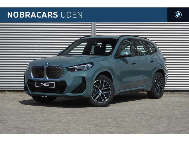 Groen Nieuw 2025 BMW iX1 Comfort Edition SUV | € 56.083 (Super prijs) - Afbeelding 1/2