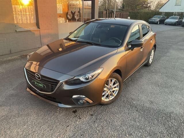 Bruin Gebruikt 2015 Mazda 3 Active Sedan | € 11.500 - Afbeelding 1/4