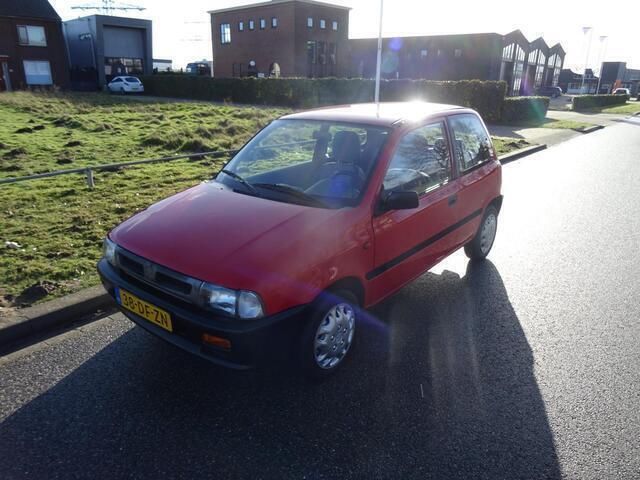 Rood Gebruikt 1999 Suzuki Alto Hatchback | € 1.595 (Eerlijke prijs) - Afbeelding 1/4