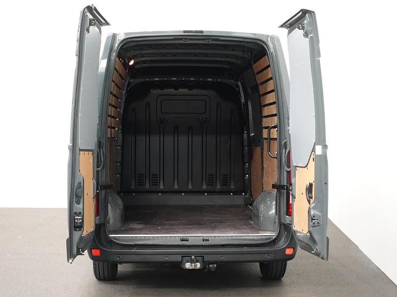 Occasion Renault Master 150 PK (110 kW) 2023 Grijs Van