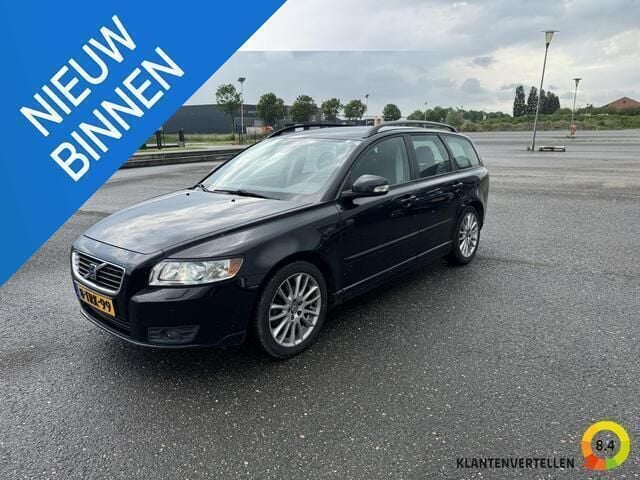 Zwart Gebruikt 2009 Volvo V50 Stationwagen | € 2.950 (Iets duurder) - Afbeelding 1/4
