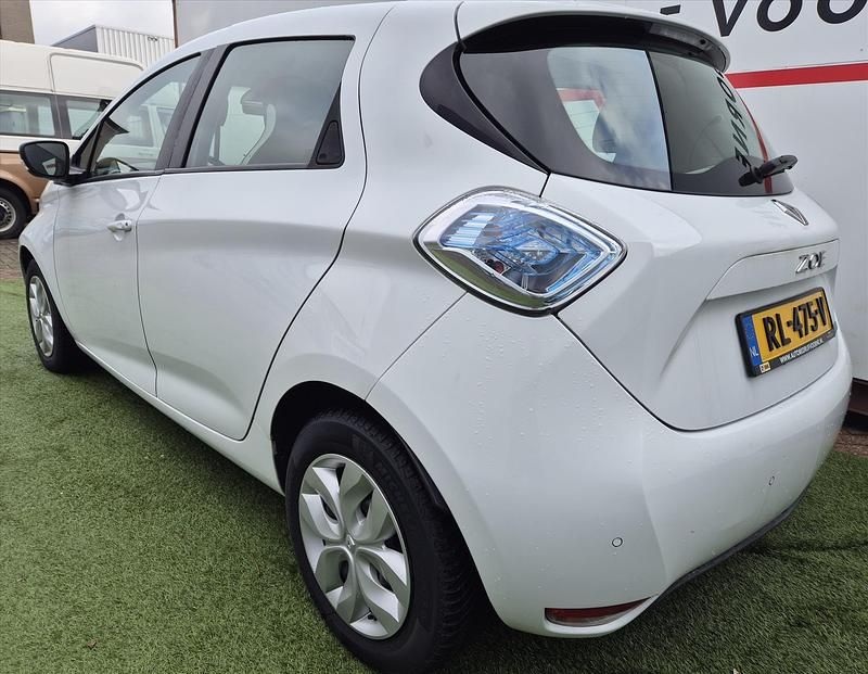 Occasion Renault Zoe Life 64 kW (88 PK) 2018 Wit Hatchback