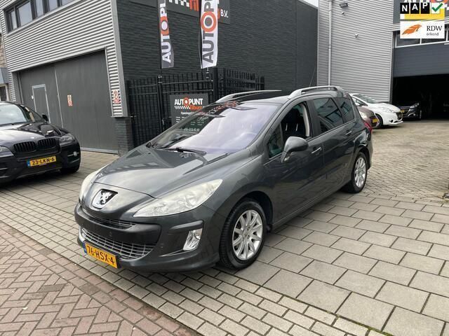 Grijs, metallic lak Gebruikt 2009 Peugeot 308 Stationwagen | € 1.999 (Eerlijke prijs) - Afbeelding 1/4