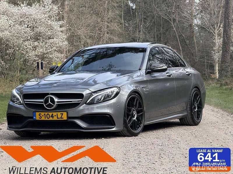 Grijs Gebruikt 2015 Mercedes C63 AMG AMG Sedan | € 39.995 (Eerlijke prijs) - Afbeelding 1/4
