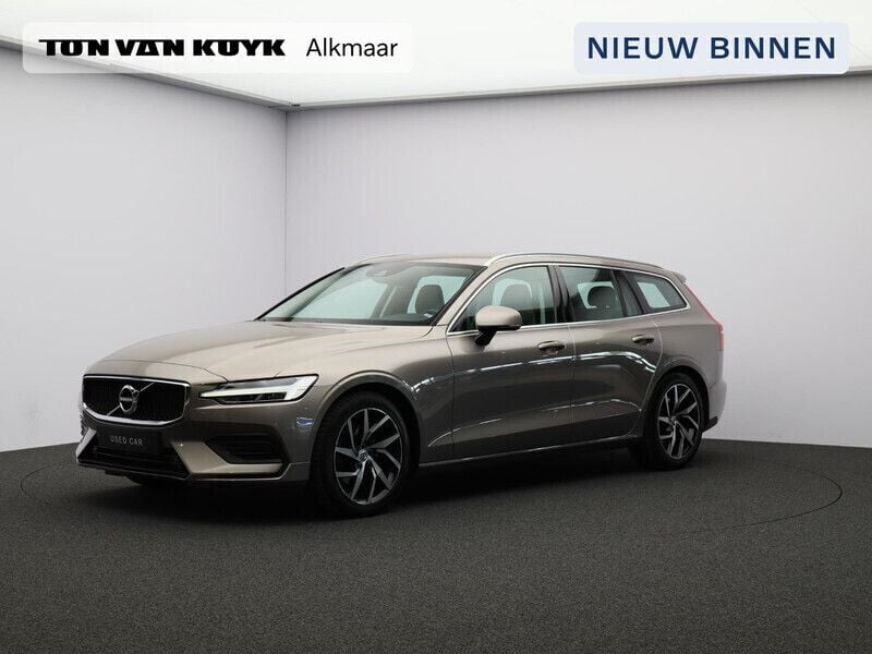 Grijs Gebruikt 2020 Volvo V60 Momentum Stationwagen | € 24.950 (Eerlijke prijs) - Afbeelding 1/4