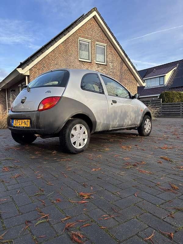 Occasion Ford Ka 60 PK (44 kW) 2003 Grijs Hatchback