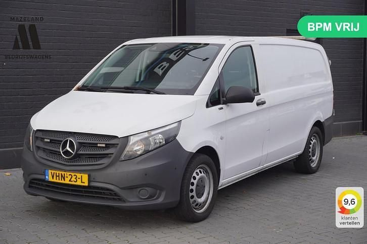 Wit Gebruikt 2020 Mercedes Vito Van | € 18.900 (Goede deal) - Afbeelding 1/4