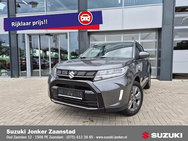 Grijs Occasion 2025 Suzuki Vitara SUV | € 26.499 (Eerlijke prijs) - Afbeelding 1/4