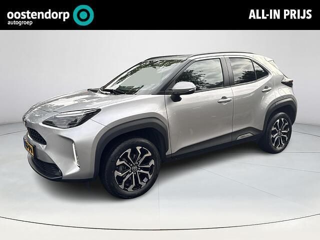Grijs Gebruikt 2023 Toyota Yaris Cross SUV | € 29.949 (Eerlijke prijs) - Afbeelding 1/4