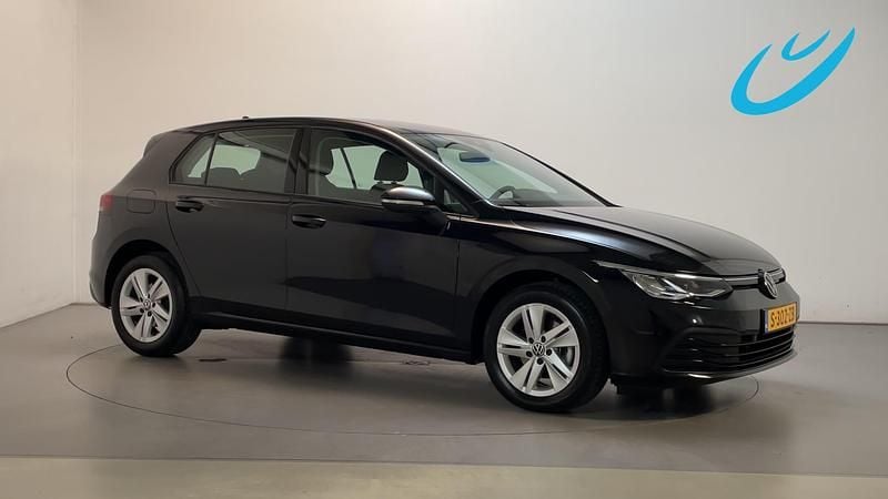Zwart Gebruikt 2023 VW Golf VIII Business Hatchback | € 25.750 (Super prijs) - Afbeelding 1/3
