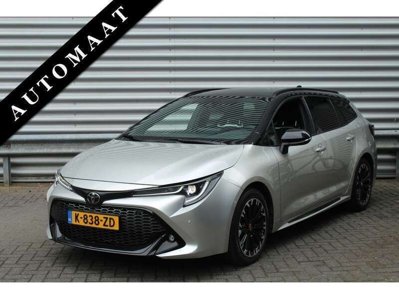 Grijs Gebruikt 2021 Toyota Corolla Sport Stationwagen | € 26.950 (Eerlijke prijs) - Afbeelding 1/4
