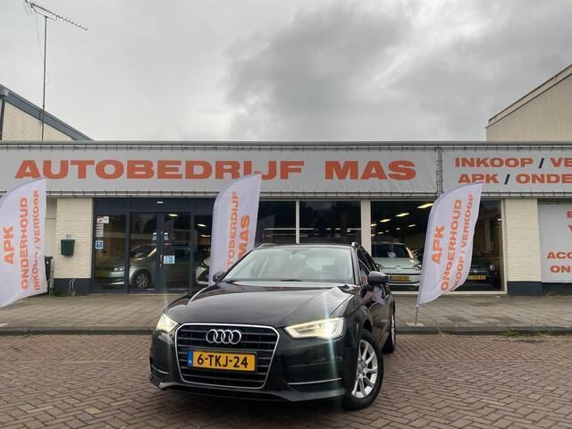 Zwart Gebruikt 2014 Audi A3 Sportback Attraction Hatchback | € 8.950 (Iets duurder) - Afbeelding 1/4